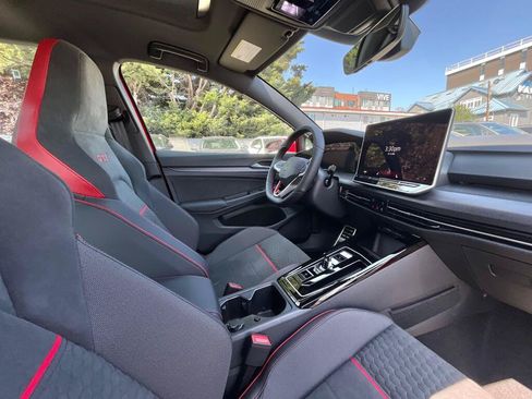 New 2026 Volkswagen GTI SE FWD image 18