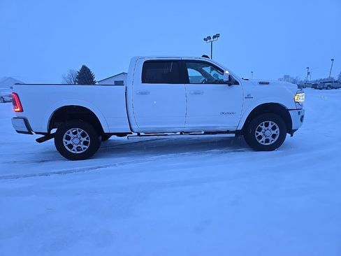 Used 2019 RAM 2500 Laramie image 9