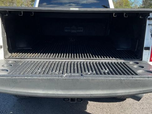 Used 2010 Dodge Ram 2500 Truck SLT image 5