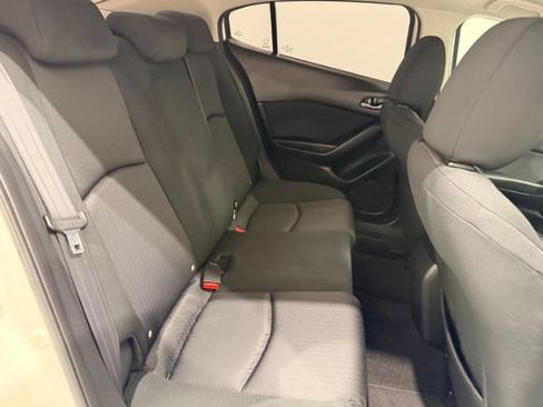 Used 2015 MAZDA MAZDA3 i SV FWD image 33
