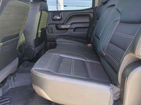 Used 2016 GMC Sierra 2500 Denali w/ Suspension Package, Off-Road image 24