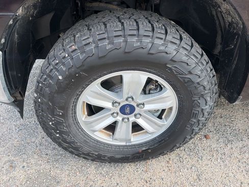 Used 2018 Ford F150 XLT AWD/4WD image 10
