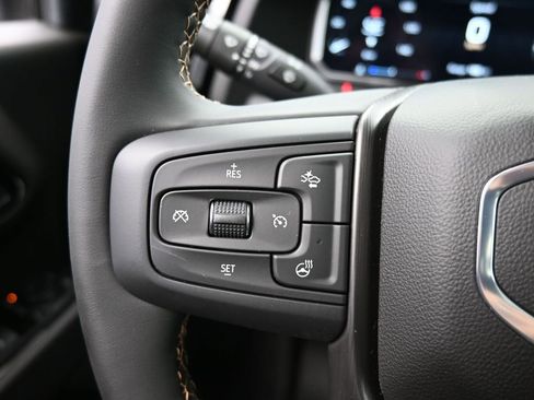 New 2026 GMC Sierra 2500 AT4 w/ AT4 Premium Plus Package image 17