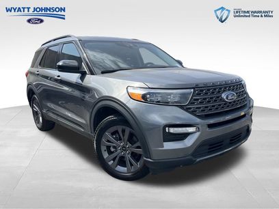 Certified 2024 Ford Explorer XLT w/ Equipment Group 202A