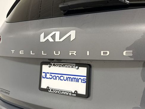 Used 2024 Kia Telluride LX AWD/4WD image 27