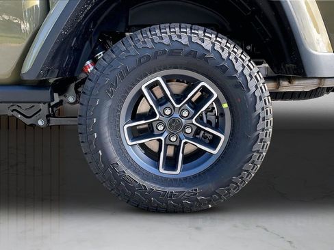 New 2026 Jeep Gladiator Mojave AWD/4WD image 33