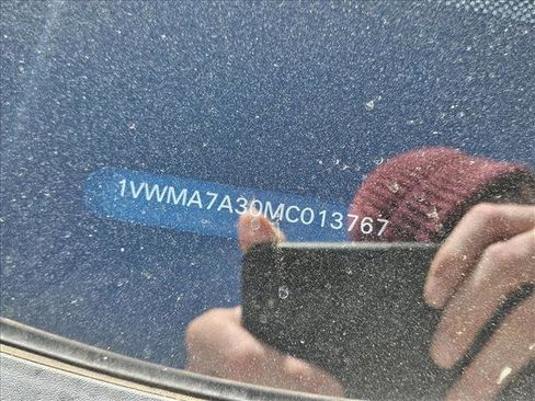 Used 2021 Volkswagen Passat 2.0T R-Line image 14