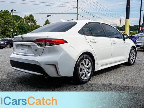 Used 2021 Toyota Corolla LE FWD image 11