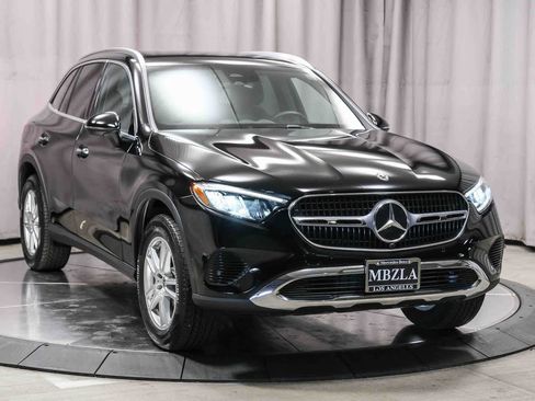 Certified 2026 Mercedes-Benz GLC 300 image 5
