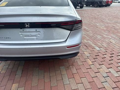 Used 2024 Honda Accord EX image 12