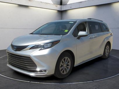 Used 2024 Toyota Sienna XLE