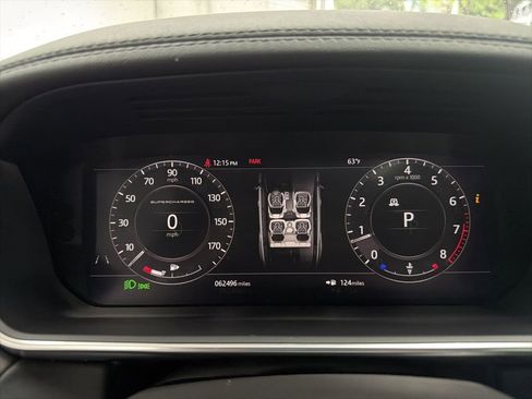 Used 2018 Land Rover Range Rover Sport Supercharged AWD/4WD image 32
