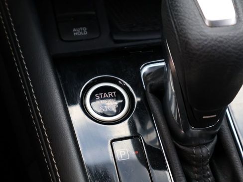 Used 2023 Nissan Kicks SV FWD image 21