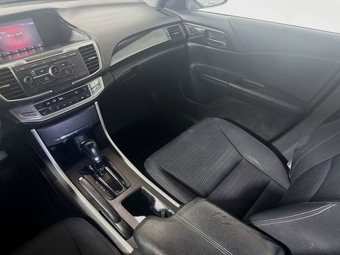 Used 2015 Honda Accord Sport image 20