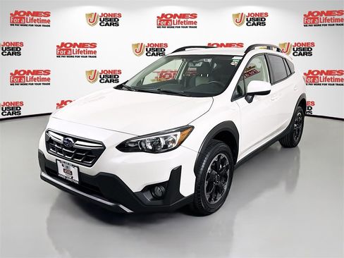 Certified 2023 Subaru Crosstrek 2.0i Premium image 13