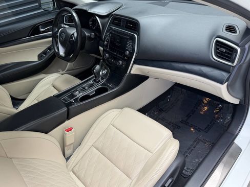 Used 2023 Nissan Maxima Platinum w/ Sport Mat Group image 22