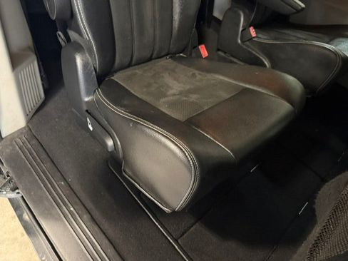 Certified 2020 Dodge Grand Caravan SXT FWD image 13