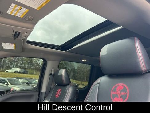 Used 2021 Ford F250 Lariat w/ Lariat Ultimate Package image 19