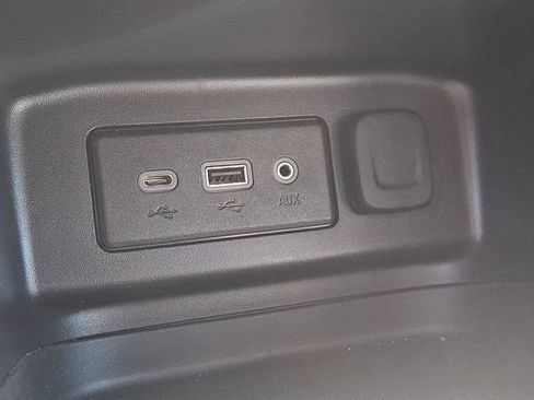 Used 2024 Chevrolet Equinox LS w/ LS Convenience Package AWD/4WD image 25