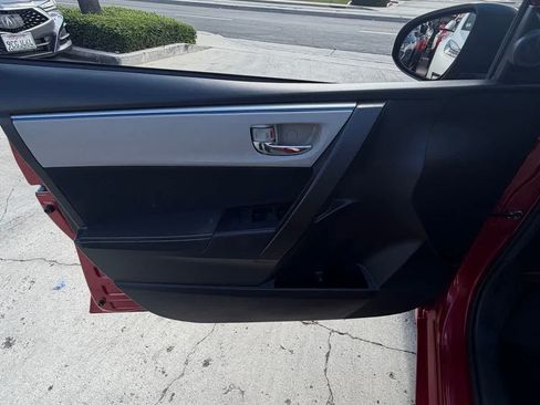 Used 2016 Toyota Corolla LE FWD image 17