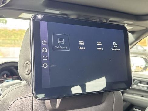 New 2026 GMC Yukon XL Denali w/ Denali Reserve Package image 26