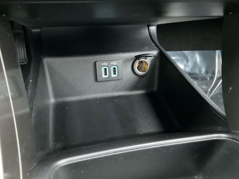 Used 2019 Ford Fusion SE image 23