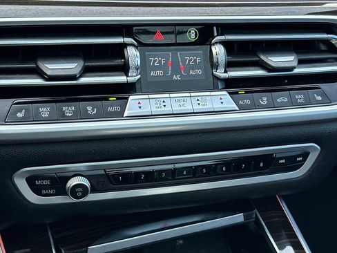 Used 2023 BMW X5 sDrive40i w/ M Sport Package image 23