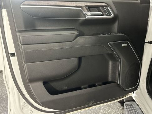 Used 2024 Chevrolet Silverado 1500 LTZ image 27