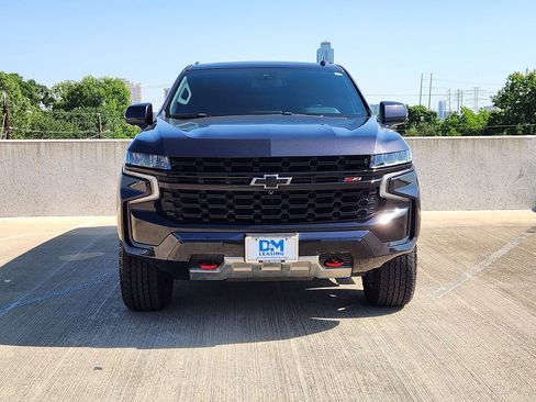 Used 2023 Chevrolet Tahoe Z71 w/ Luxury Package AWD/4WD image 2