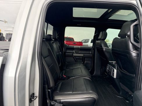 Used 2019 Ford F150 Raptor w/ Equipment Group 802A Luxury AWD/4WD image 29