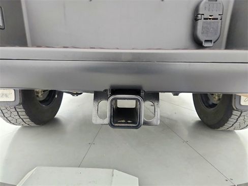 Used 2024 Nissan Titan PRO-4X w/ Off Road Protection Package image 40