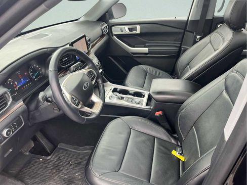 Used 2020 Ford Explorer Limited image 31