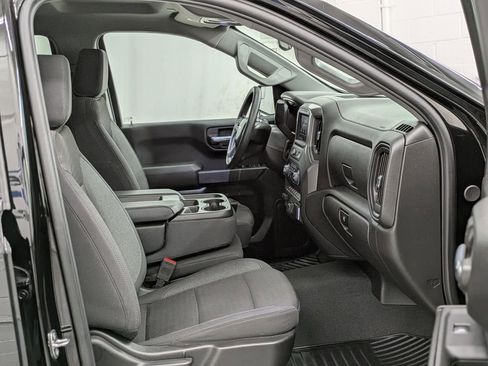 Used 2024 Chevrolet Silverado 1500 Custom AWD/4WD image 16