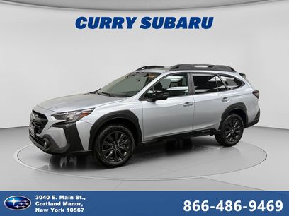 Used 2025 Subaru Outback Onyx Edition w/ Tech Package 2