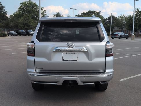 Used 2020 Toyota 4Runner Limited AWD/4WD image 5