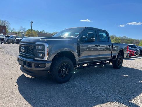 New 2026 Ford F250 XL image 4