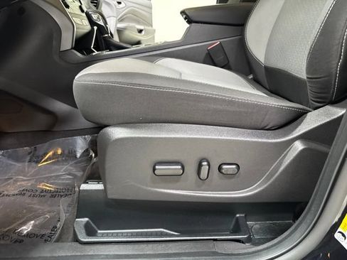 Used 2019 Ford Escape SE AWD/4WD image 5