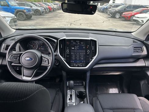 Used 2025 Subaru Ascent Premium AWD/4WD image 9