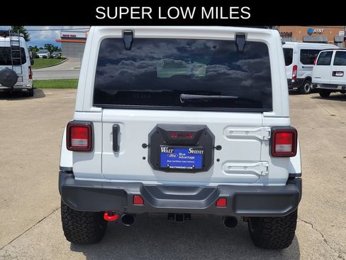 Used 2023 Jeep Wrangler Unlimited Rubicon w/ Cold Weather Group AWD/4WD image 6