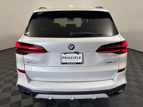 Certified 2024 BMW X5 xDrive40i w/ M Sport Package AWD/4WD image 6