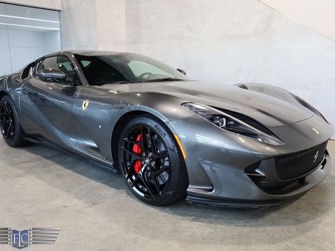 Used 2020 Ferrari 812 Superfast image 43