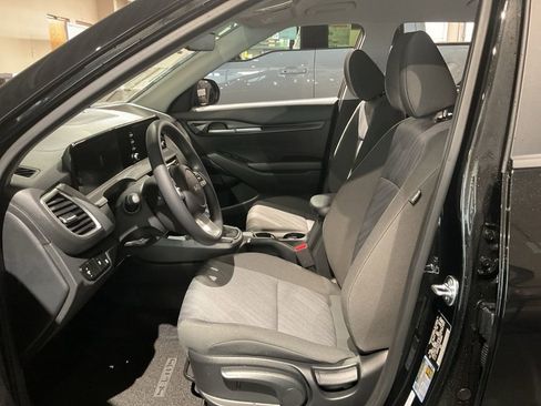 New 2026 Kia Seltos LX FWD image 7