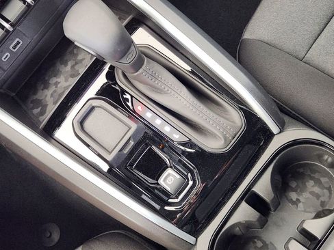 New 2025 Chevrolet Colorado W/T w/ WT Convenience Package II image 15