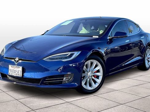 Used 2019 Tesla Model S Performance image 1