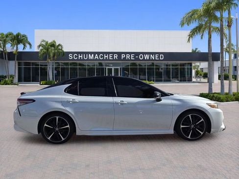 Used 2019 Toyota Camry XSE FWD image 8