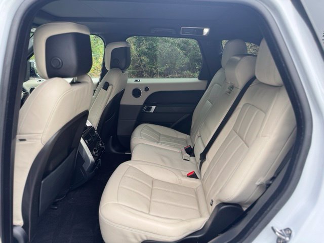 Used 2018 Land Rover Range Rover Sport HSE AWD/4WD image 13