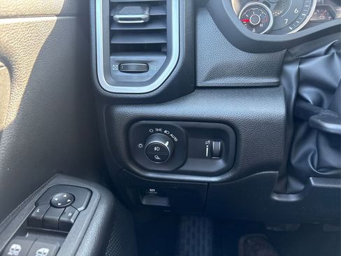 New 2026 RAM 1500 Express image 15