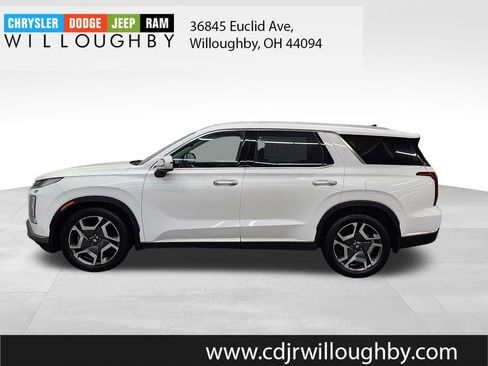 Used 2023 Hyundai Palisade Limited AWD/4WD image 4