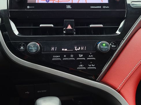 Used 2023 Toyota Camry XSE w/ Navigation Package image 28