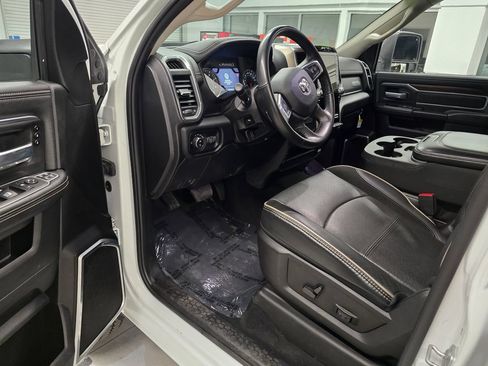 Used 2024 RAM 2500 Laramie AWD/4WD image 17